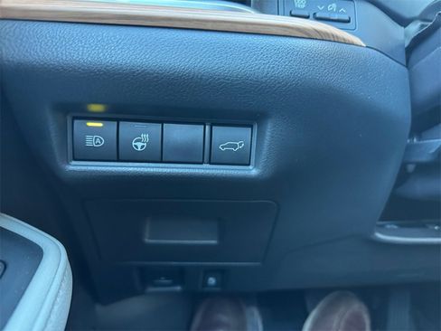 Used 2025 Toyota Grand Highlander AWD image 28