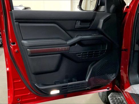 New 2025 Toyota 4Runner TRD Off-Road image 10