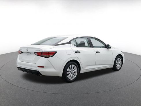 Used 2025 Nissan Sentra S FWD image 9