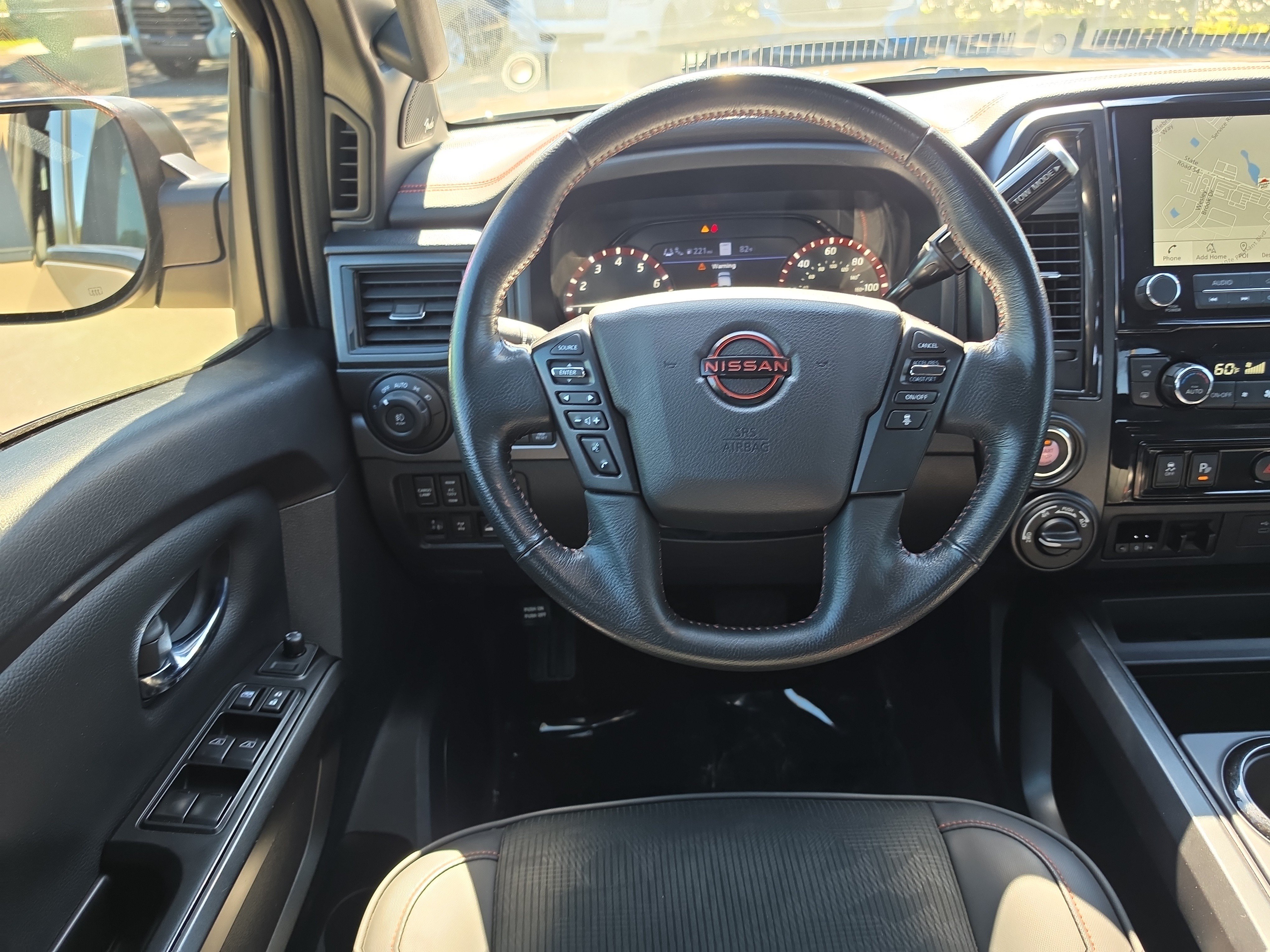 Used 2023 Nissan Titan PRO-4X w/ Pro-4x Utility Package AWD/4WD image 12