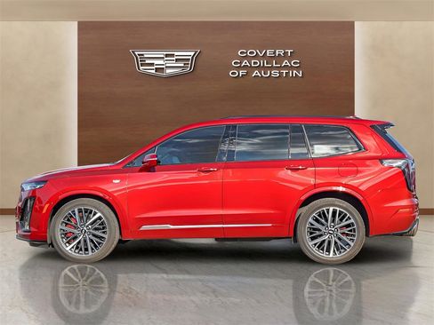 New 2025 Cadillac XT6 Sport w/ LPO, Floor Liner Package image 4