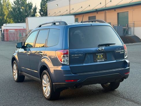 Used 2012 Subaru Forester 2.5X Premium AWD/4WD image 7