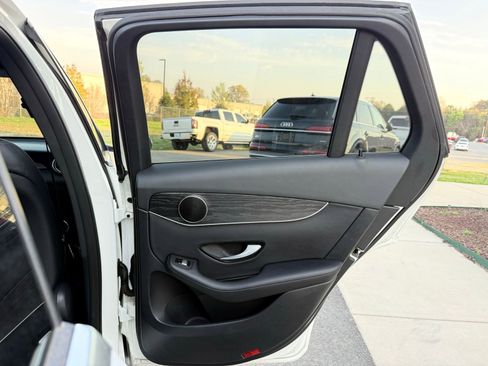 Used 2018 Mercedes-Benz GLC 300 image 30