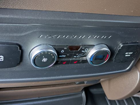 Certified 2023 Ford Expedition Max King Ranch AWD/4WD image 23