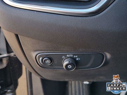 Used 2024 Chevrolet Equinox LT image 28