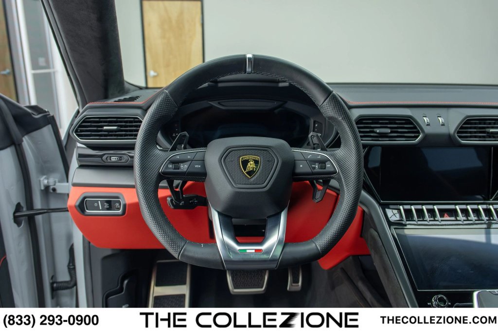 Used 2024 Lamborghini Urus S AWD/4WD image 53