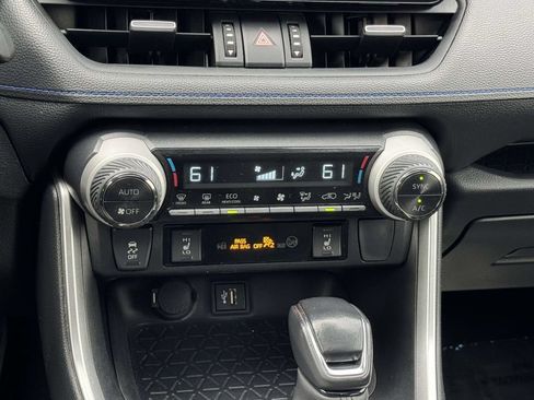 Used 2023 Toyota RAV4 XSE w/ XSE Grade Weather Package AWD/4WD image 17