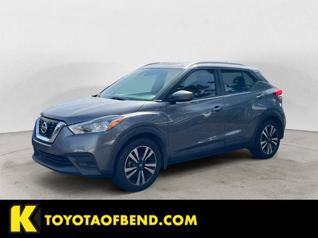 Used 2018 Nissan Kicks SV FWD image 1