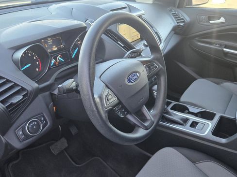 Used 2018 Ford Escape SE w/ SE Sync 3 Package AWD/4WD image 12