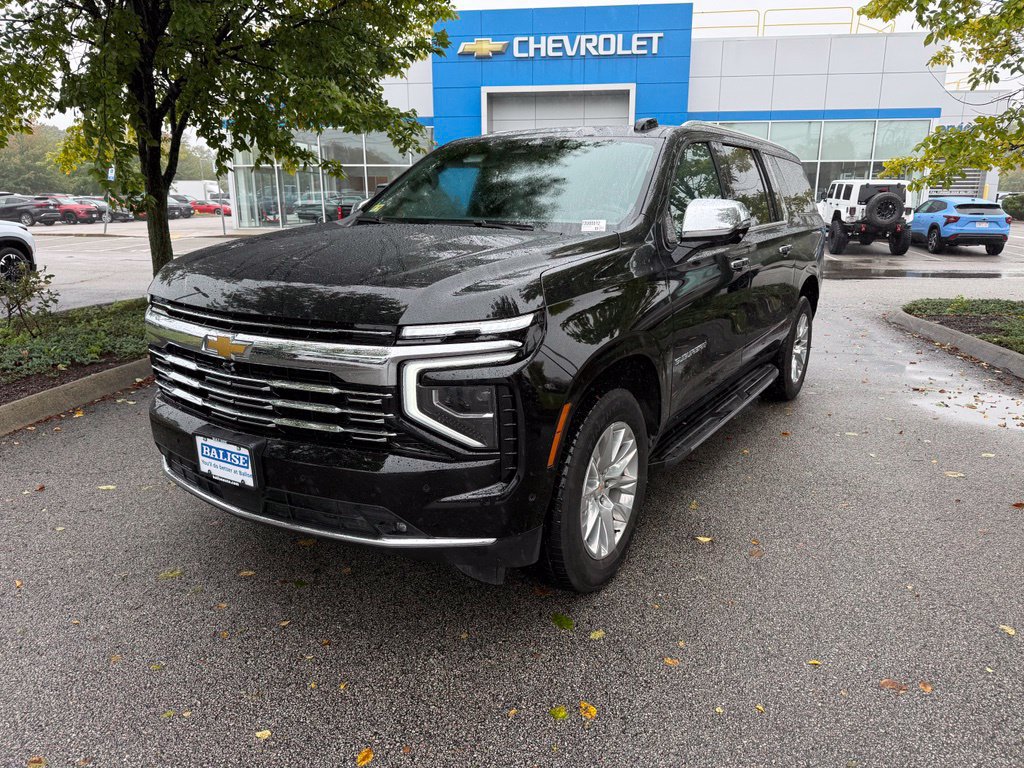 Used 2026 Chevrolet Suburban Premier AWD/4WD image 9