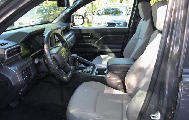 Used 2026 Toyota Tacoma SR5 AWD/4WD image 19