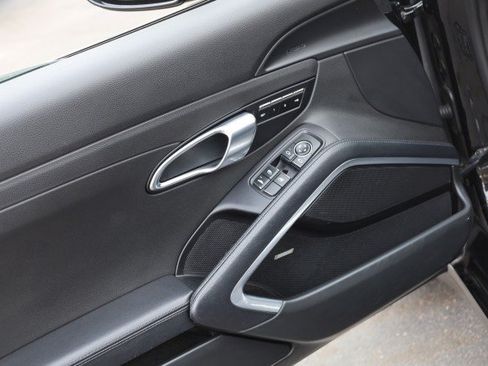 Used 2015 Porsche 911 Carrera S RWD image 23