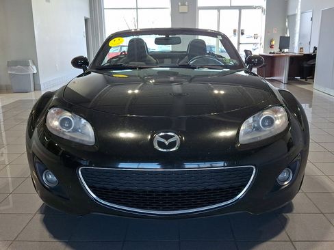 Used 2012 MAZDA MX-5 Miata Grand Touring image 2