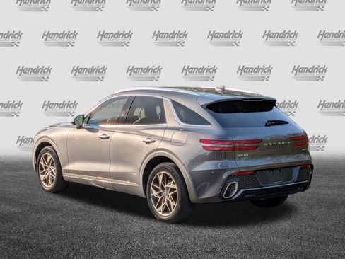 Used 2022 Genesis GV70 2.5T w/ Select Package AWD/4WD image 8