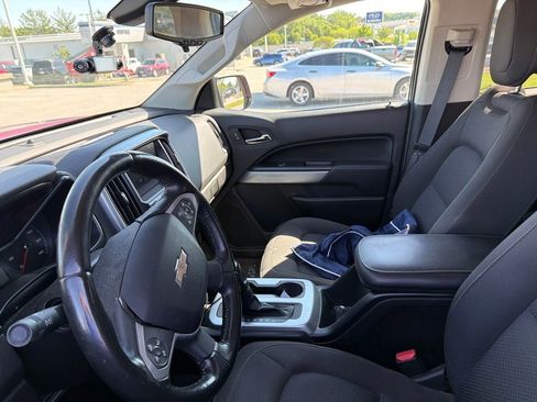 Used 2019 Chevrolet Colorado LT w/ LPO, Premium Interior Package AWD/4WD image 11