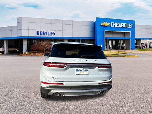 Used 2025 Lincoln Corsair FWD image 4