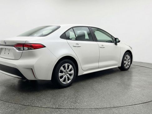 Used 2025 Toyota Corolla LE image 7