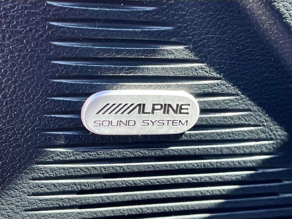 Used 2022 Dodge Challenger R/T Scat Pack RWD image 18