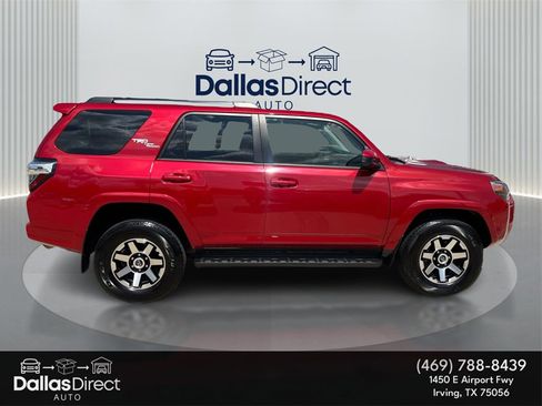 Used 2024 Toyota 4Runner TRD Off-Road image 5
