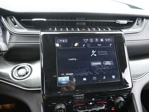 Used 2022 Jeep Grand Cherokee L Laredo w/ Luxury Tech Group I AWD/4WD image 36
