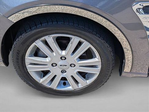 Used 2009 Ford Focus SEL FWD image 24