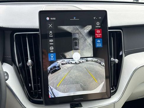 New 2026 Volvo XC60 B5 Ultra w/ Climate Package image 30