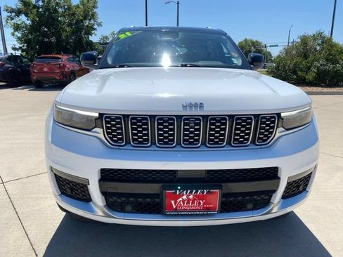 Used 2021 Jeep Grand Cherokee L Summit w/ Luxury Tech Group V AWD/4WD image 8