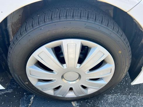 Used 2023 Toyota Corolla LE image 17