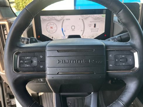 Used 2024 GMC Hummer EV 2X w/ Extreme Off-Road Package image 30