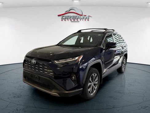 Used 2025 Toyota RAV4 Limited AWD/4WD image 4