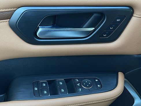 New 2026 Nissan Armada Platinum Reserve image 11