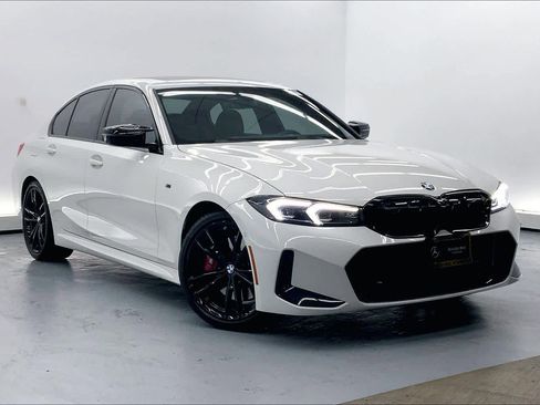 Used 2024 BMW M340i w/ Premium Package image 6