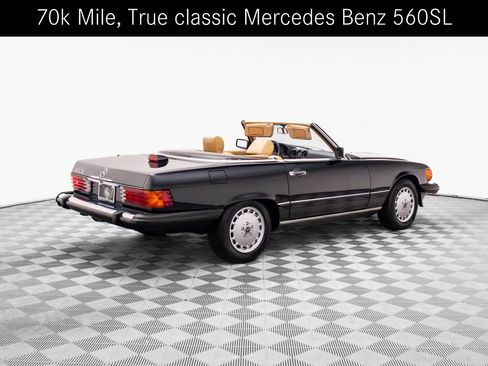 Used 1987 Mercedes-Benz 560 SL image 6