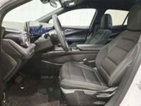 New 2025 Chevrolet Blazer EV LT AWD/4WD image 8
