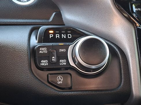 Used 2023 RAM 1500 Big Horn AWD/4WD image 29