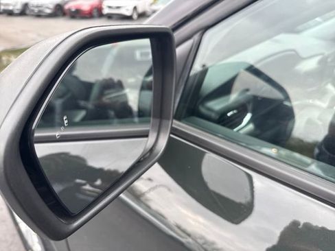 Used 2023 Ford Explorer XLT w/ Equipment Group 202A image 28