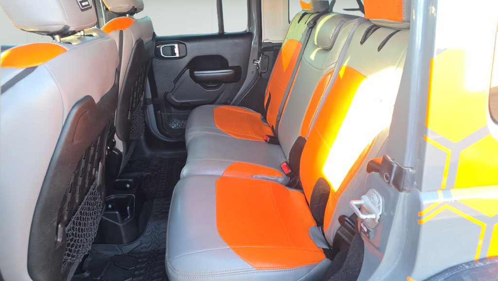 Used 2018 Jeep Wrangler Unlimited Rubicon AWD/4WD image 14