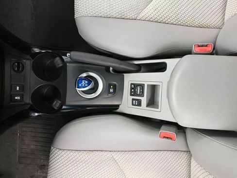 Used 2012 Toyota RAV4 EV image 29