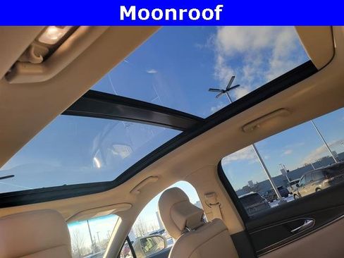 Used 2016 Lincoln MKX Reserve w/ Driver Assistance Package image 5