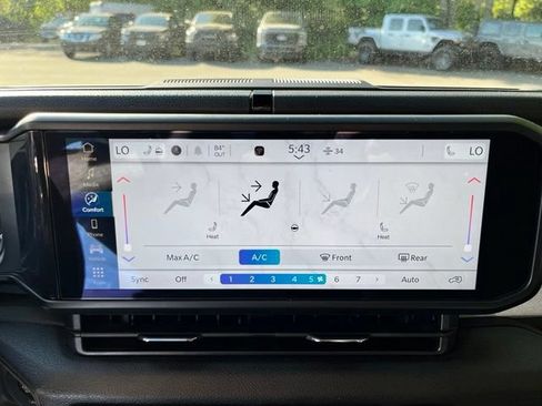 Certified 2025 Jeep Wrangler Sport AWD/4WD image 31