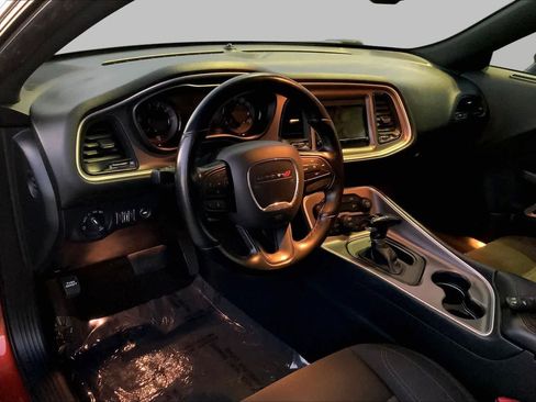Used 2020 Dodge Challenger SXT w/ Blacktop Package RWD image 15