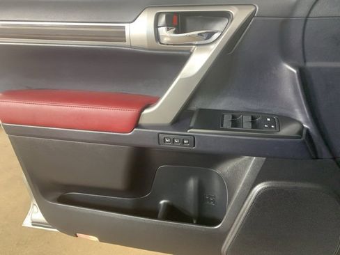 Used 2022 Lexus GX 460 Premium image 18