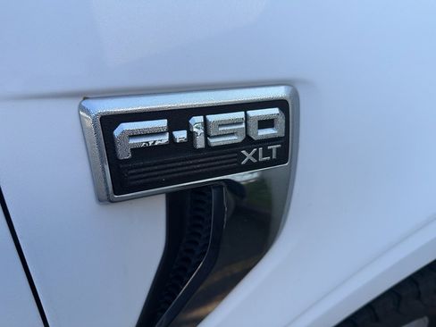 Used 2021 Ford F150 XLT image 8