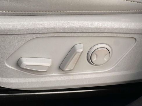 Used 2023 Kia Sorento S w/ Panoramic Sunroof Package image 17