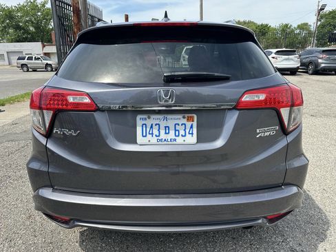 Used 2020 Honda HR-V Touring image 6