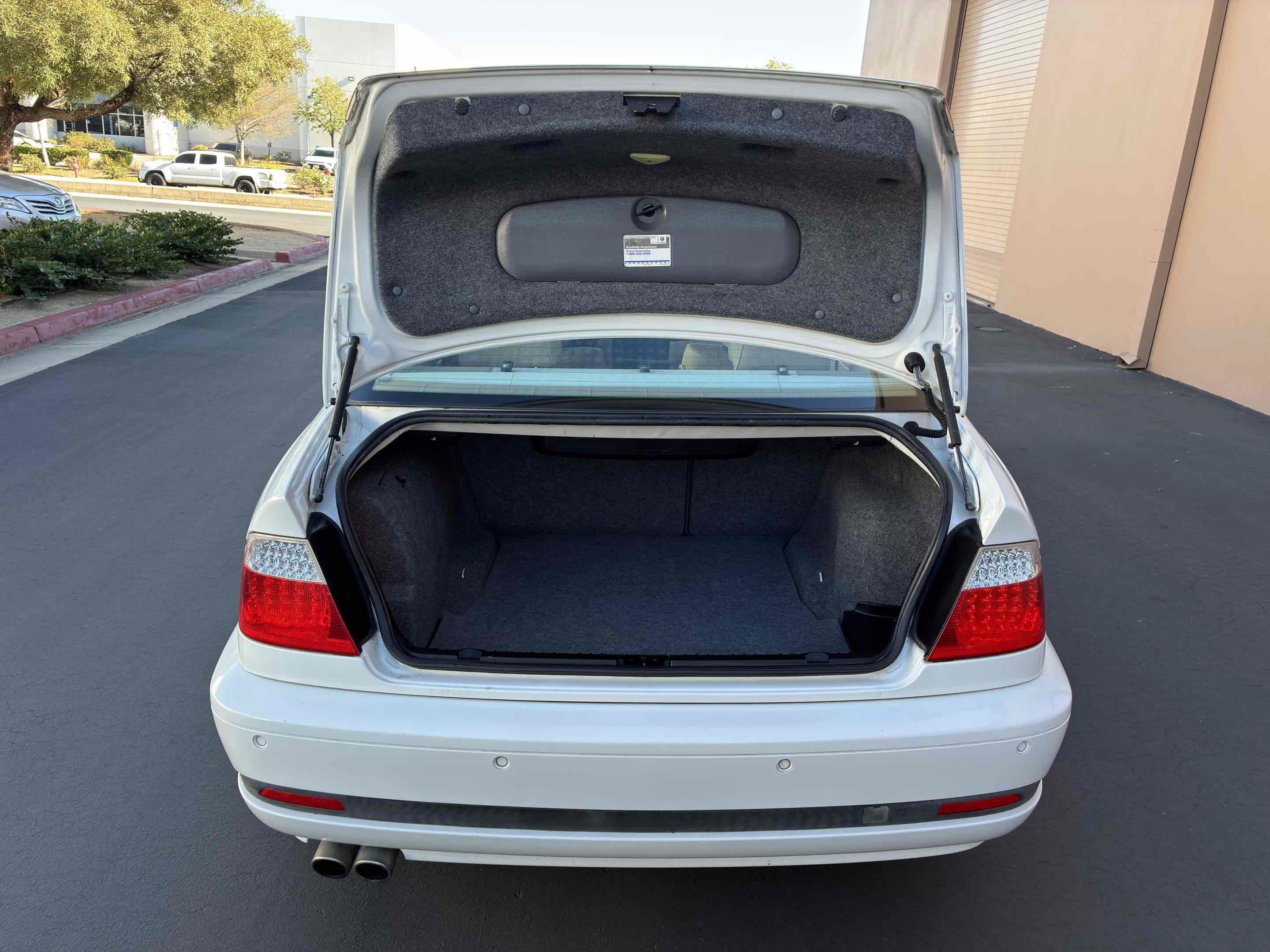 Used 2006 BMW 330Ci Coupe RWD image 46