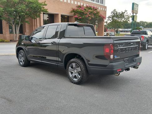 Used 2025 Honda Ridgeline TrailSport image 6