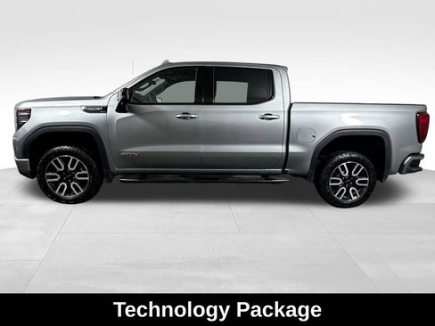 Used 2024 GMC Sierra 1500 AT4 w/ Technology Package AWD/4WD image 7