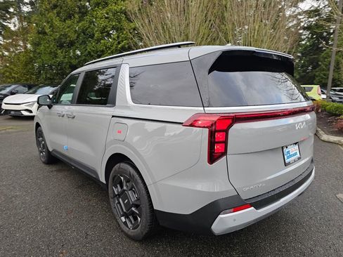 New 2026 Kia Carnival EX image 7