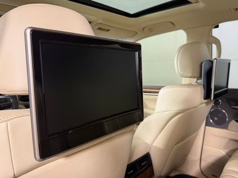 Used 2018 Lexus LX 570 4WD image 28